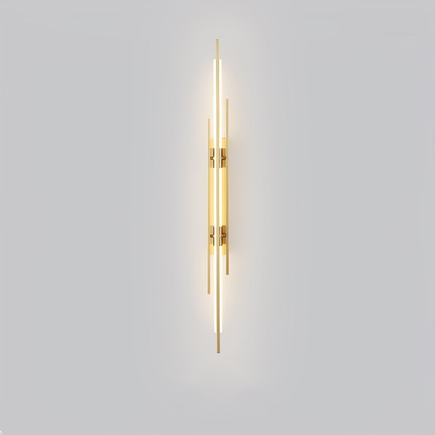 LuxeAura – Opulent Gold Wall Light for Elegant Spaces
