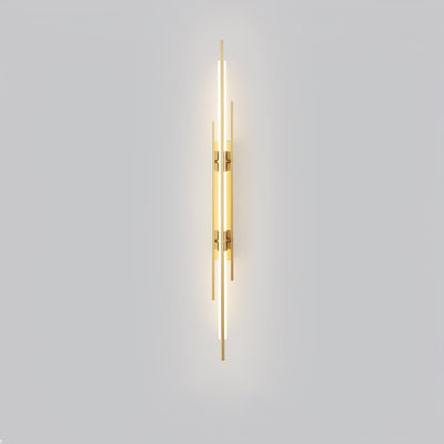 LuxeAura – Opulent Gold Wall Light for Elegant Spaces