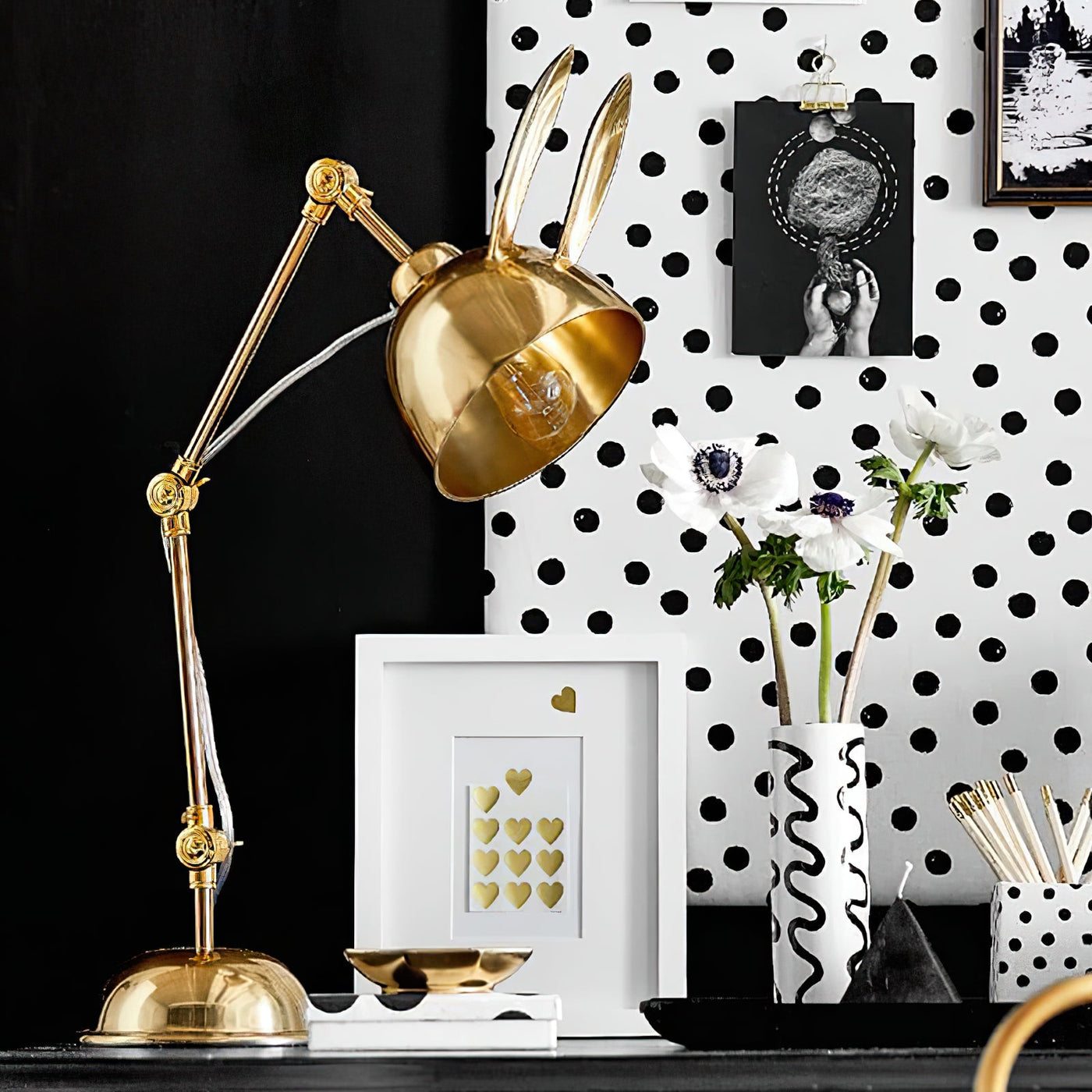 HareLuxe – Golden Rabbit Eared Table Lamp