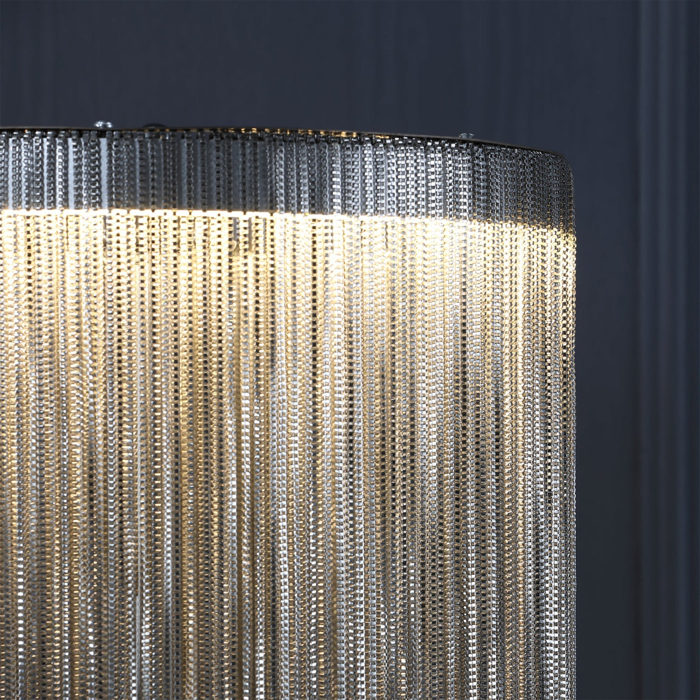 ChicGlow - Table Lamp with Sophisticated Tassel Details and Ambient Lighting