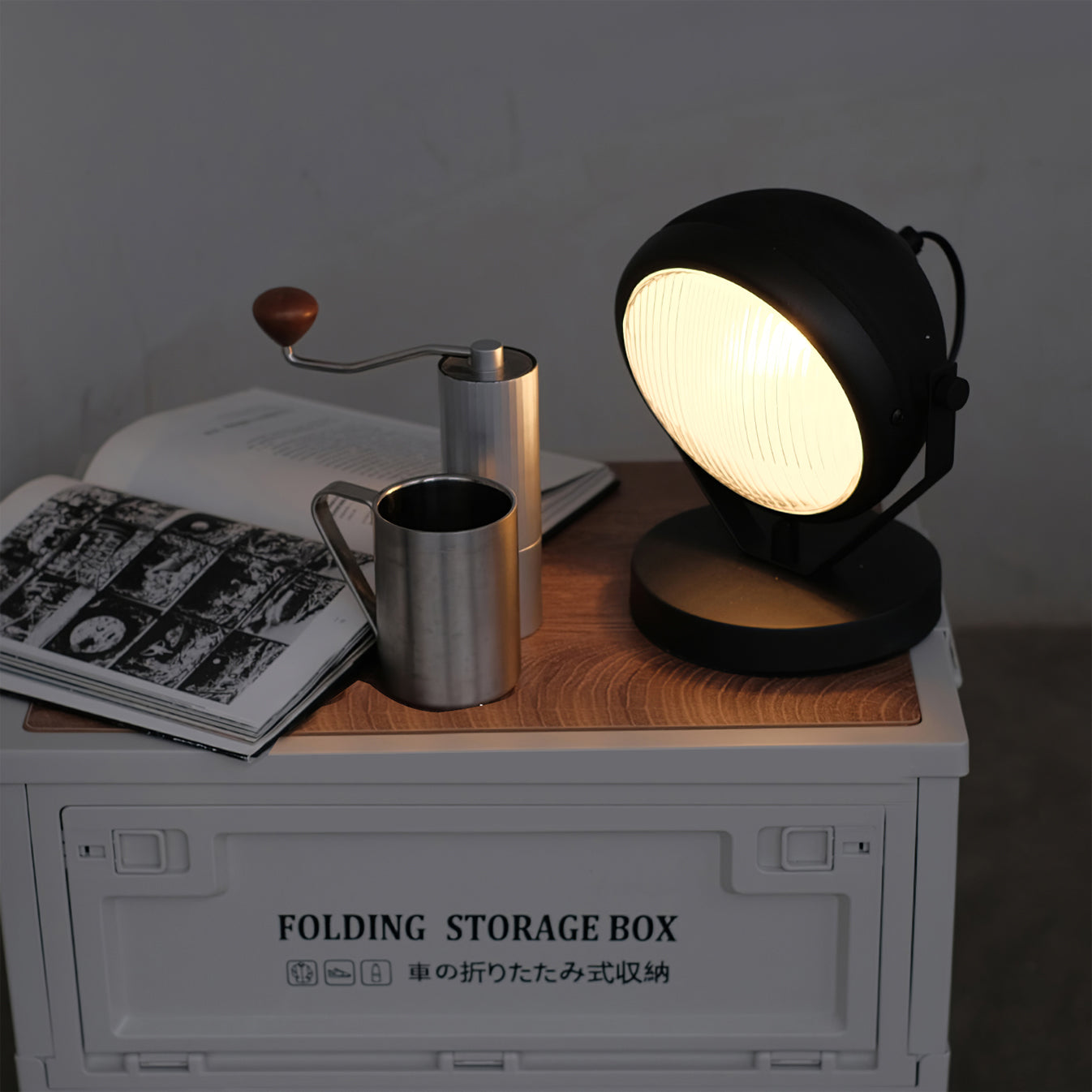 GlassMetal – Modern LED Table Lamp with Sleek Design