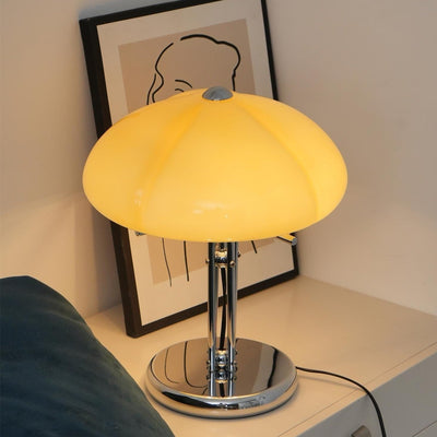 GlowMushroom - Bauhaus-Inspired Table Light