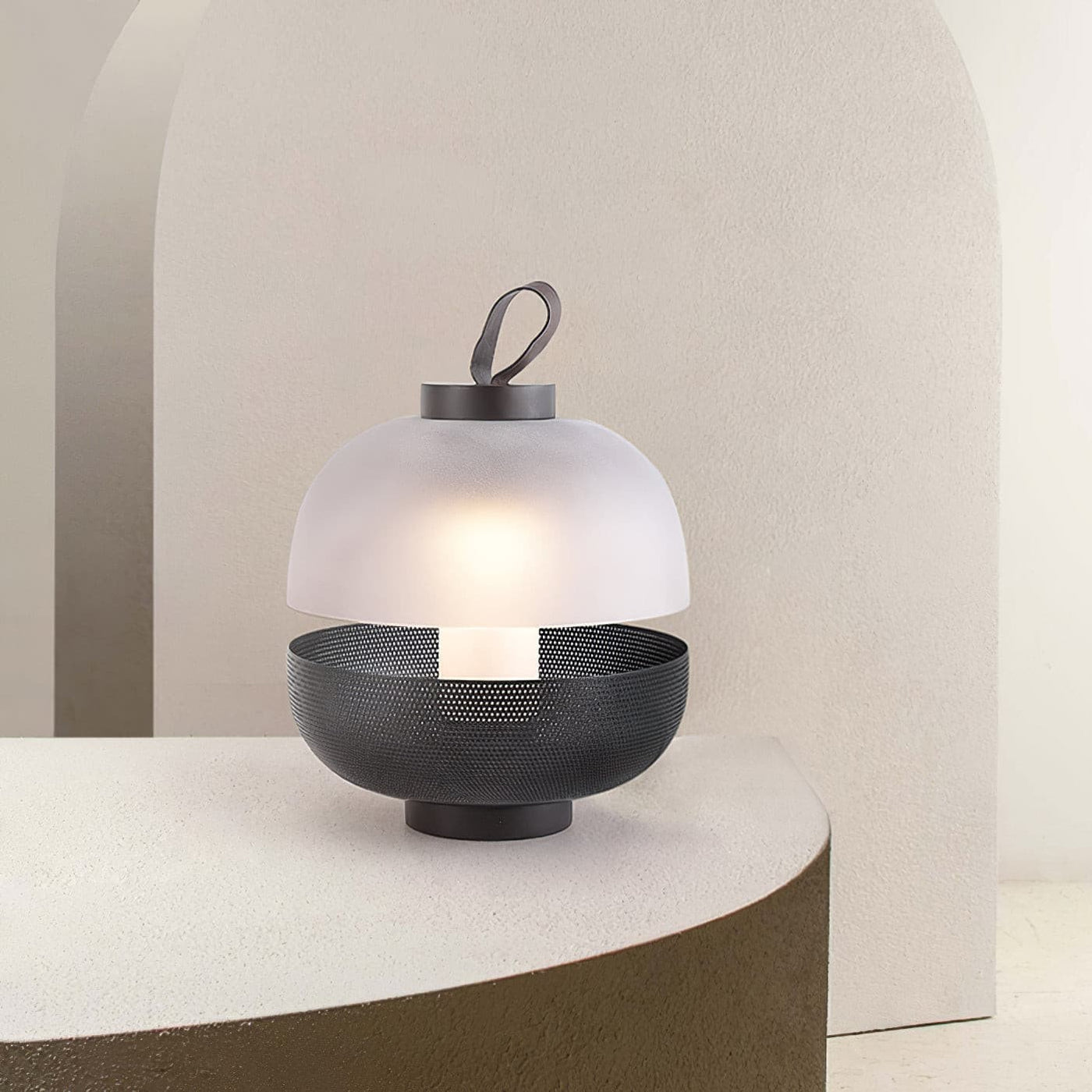 LuxeEra - Table Lamp with Timeless Design and Soft Illumination