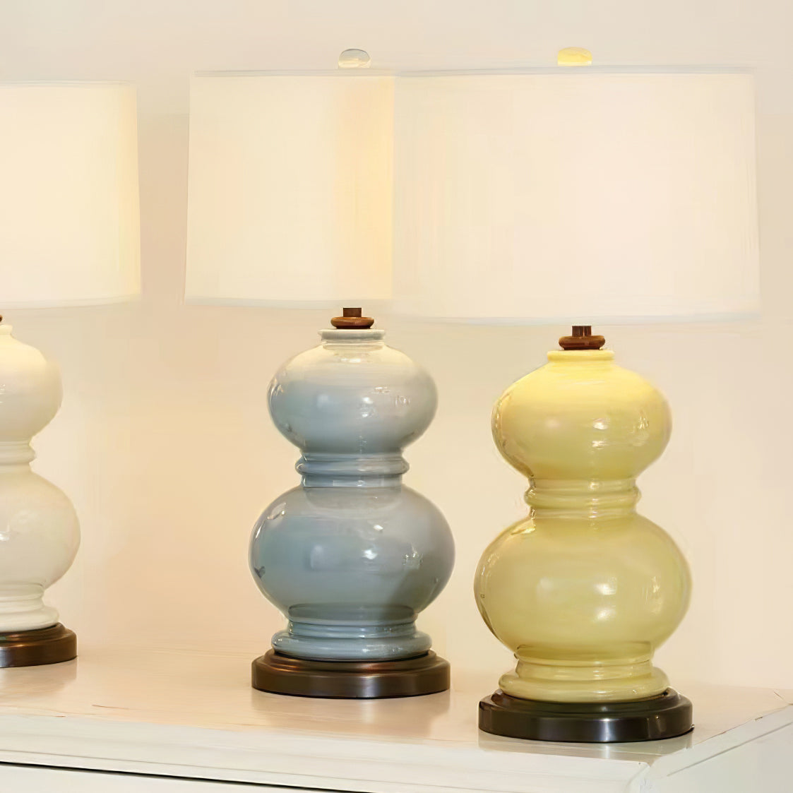 CeramicSphere - Table Lamp with Gourd-Inspired Shape and Cozy Radiance