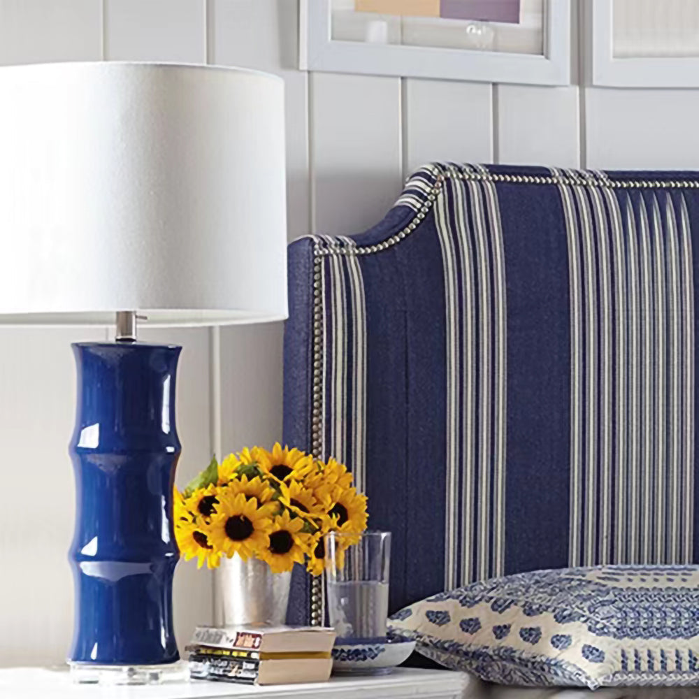 GlowCeramic - Table Lamp with Sleek Ceramic Form and Soft Radiance