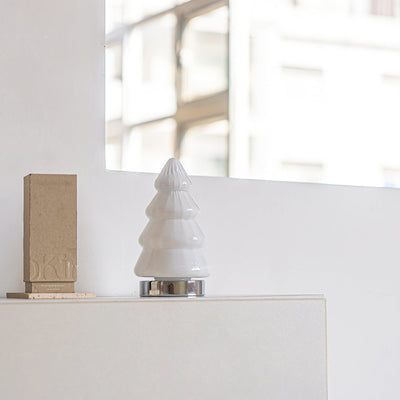 LuxeBranch – Sophisticated Tree-Inspired Table Lamp