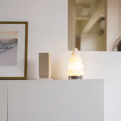 LuxeBranch – Sophisticated Tree-Inspired Table Lamp