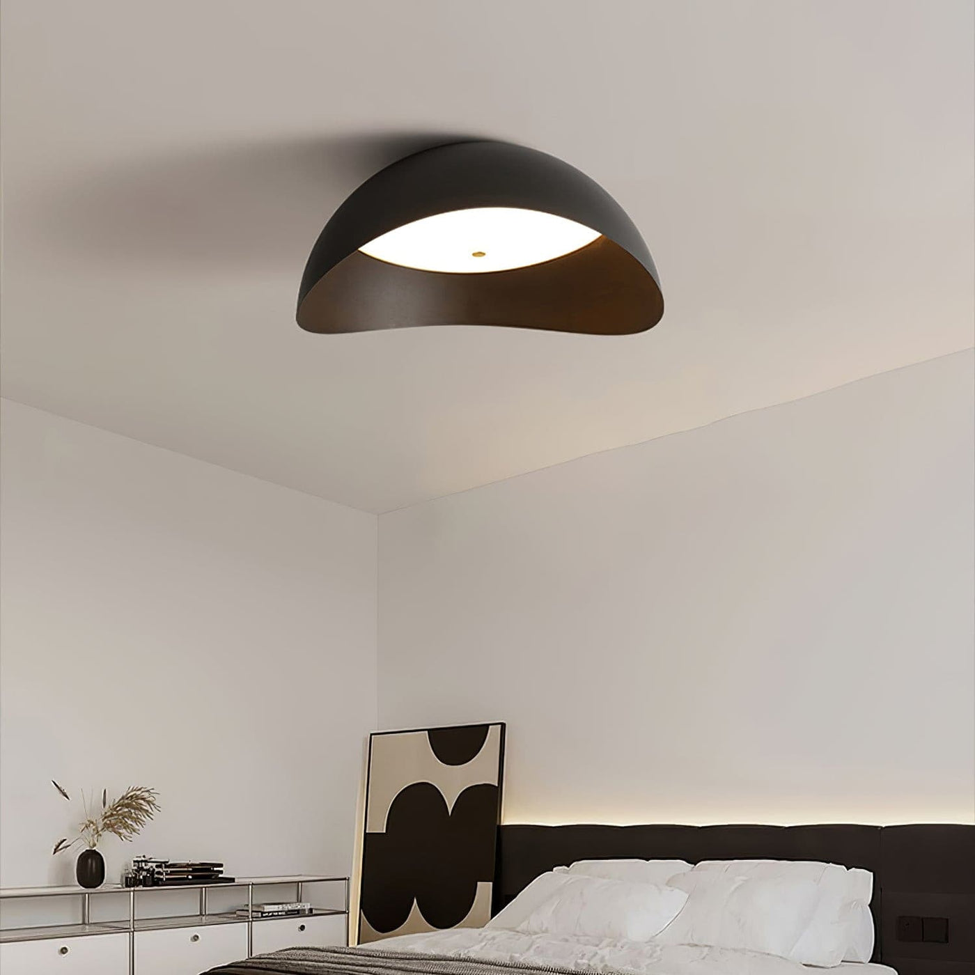 CircleLuxe - Modern LED Ceiling Lamp with Elegant Halo Shape