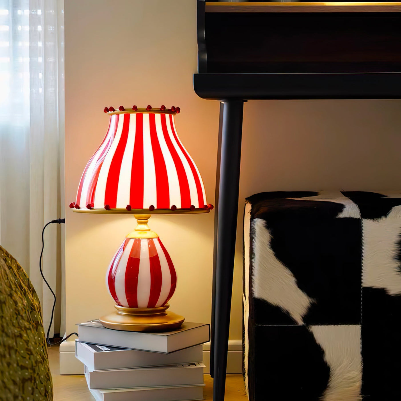 JollyGlow - Table Lamp with Circus Elements and Lively Lighting