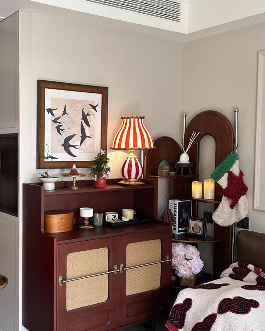 JollyGlow - Table Lamp with Circus Elements and Lively Lighting