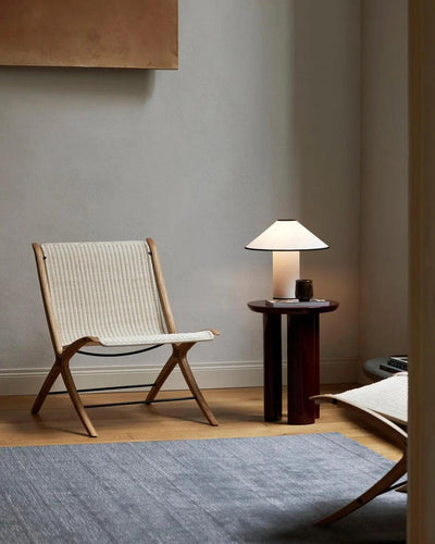 LuxeBeam - Elegant and Modern Table Lamp
