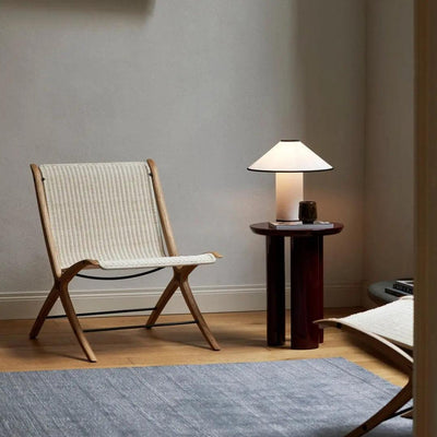 LuxeBeam - Elegant and Modern Table Lamp