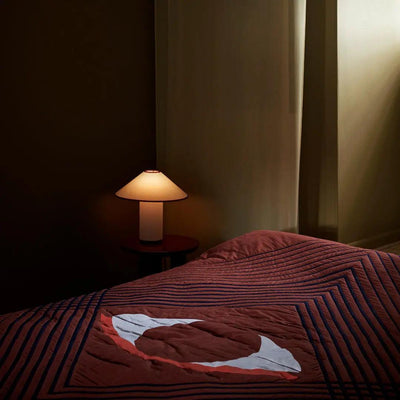 LuxeBeam - Elegant and Modern Table Lamp