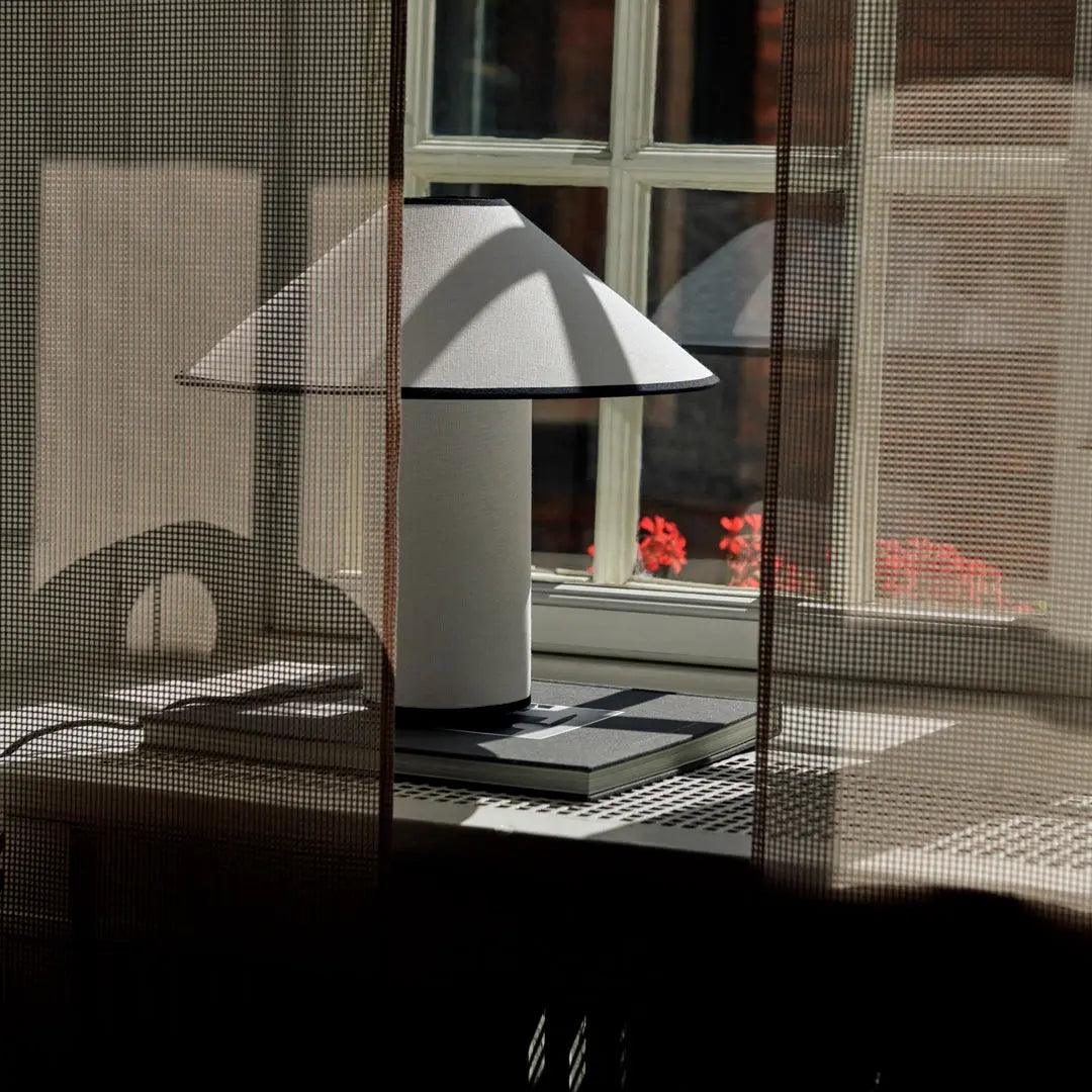 LuxeBeam - Elegant and Modern Table Lamp
