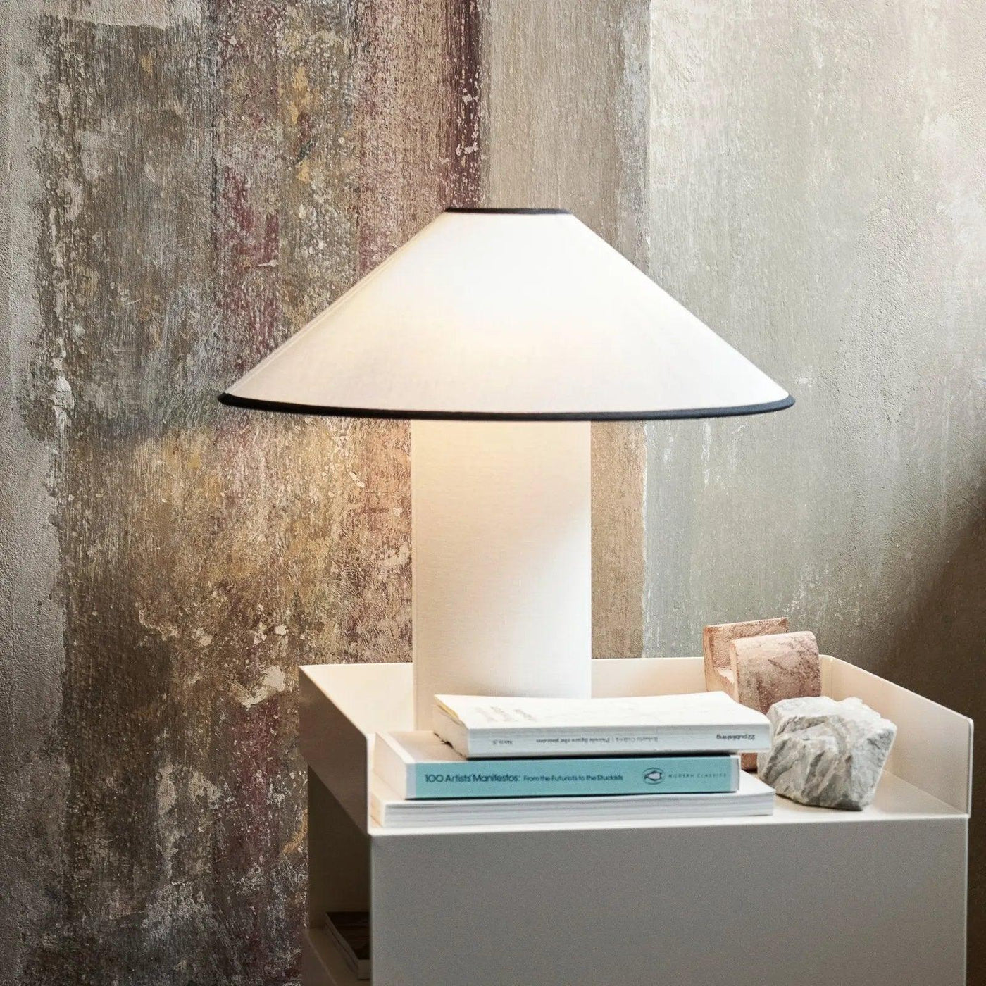 LuxeBeam - Elegant and Modern Table Lamp