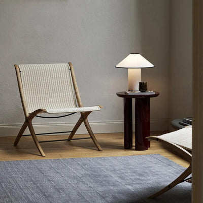 LuxeBeam - Elegant and Modern Table Lamp