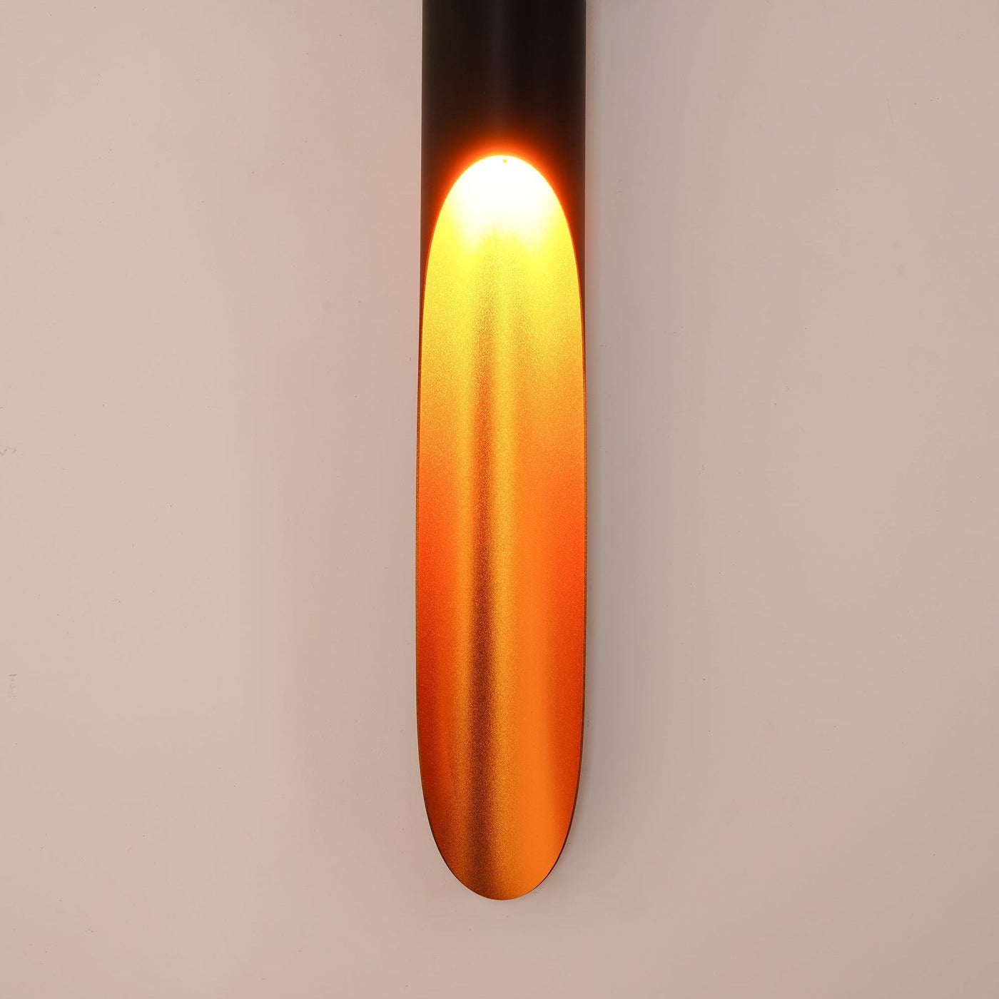 NeoGlow – Postmodern Wall Lamp for a Cutting-Edge Look