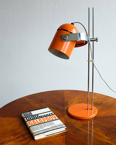 FlexLume - Elegant Lamp with Flexible Design and Warm Glow