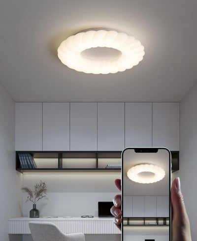 CloudGlow - Ceiling Lamp with Light and Elegant Form