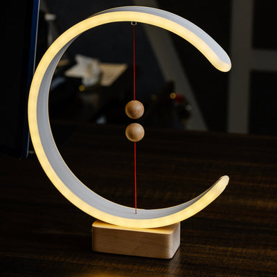 MagniLume - Chic and Modern Light