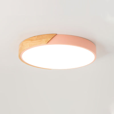 DelphiBeam - Ceiling Lamp with Sophisticated Design and Gentle Illumination