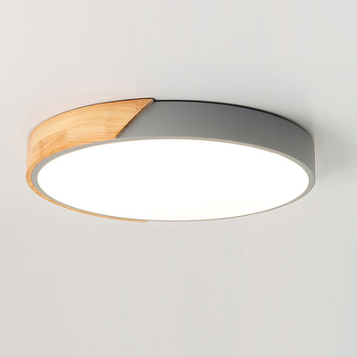 DelphiBeam - Ceiling Lamp with Sophisticated Design and Gentle Illumination