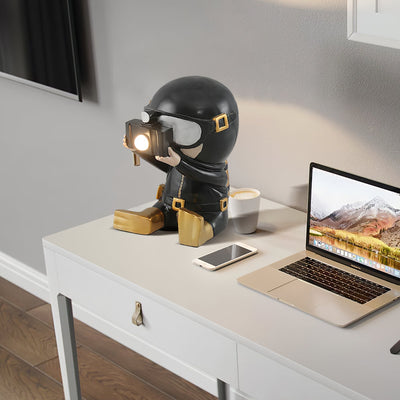 DiverRadiance - Elegant Lamp with Soft Lighting and Contemporary Design