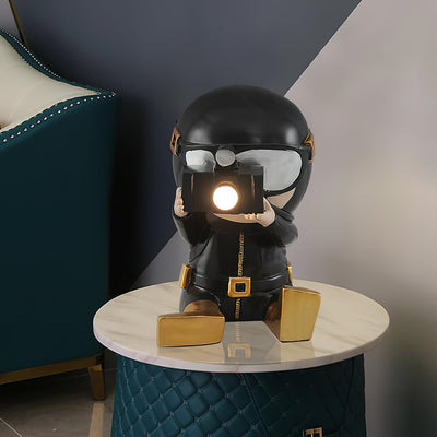 DiverRadiance - Elegant Lamp with Soft Lighting and Contemporary Design