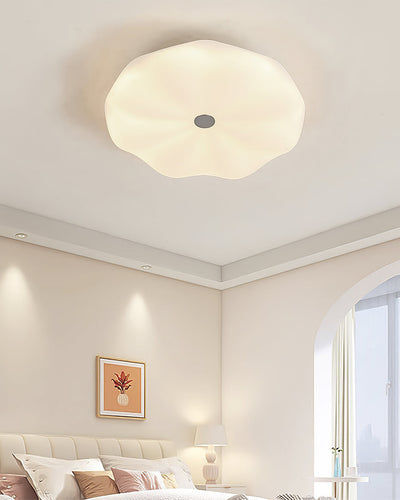 LuxeRing - Ceiling Lamp with Smooth Round Design and Cozy Glow