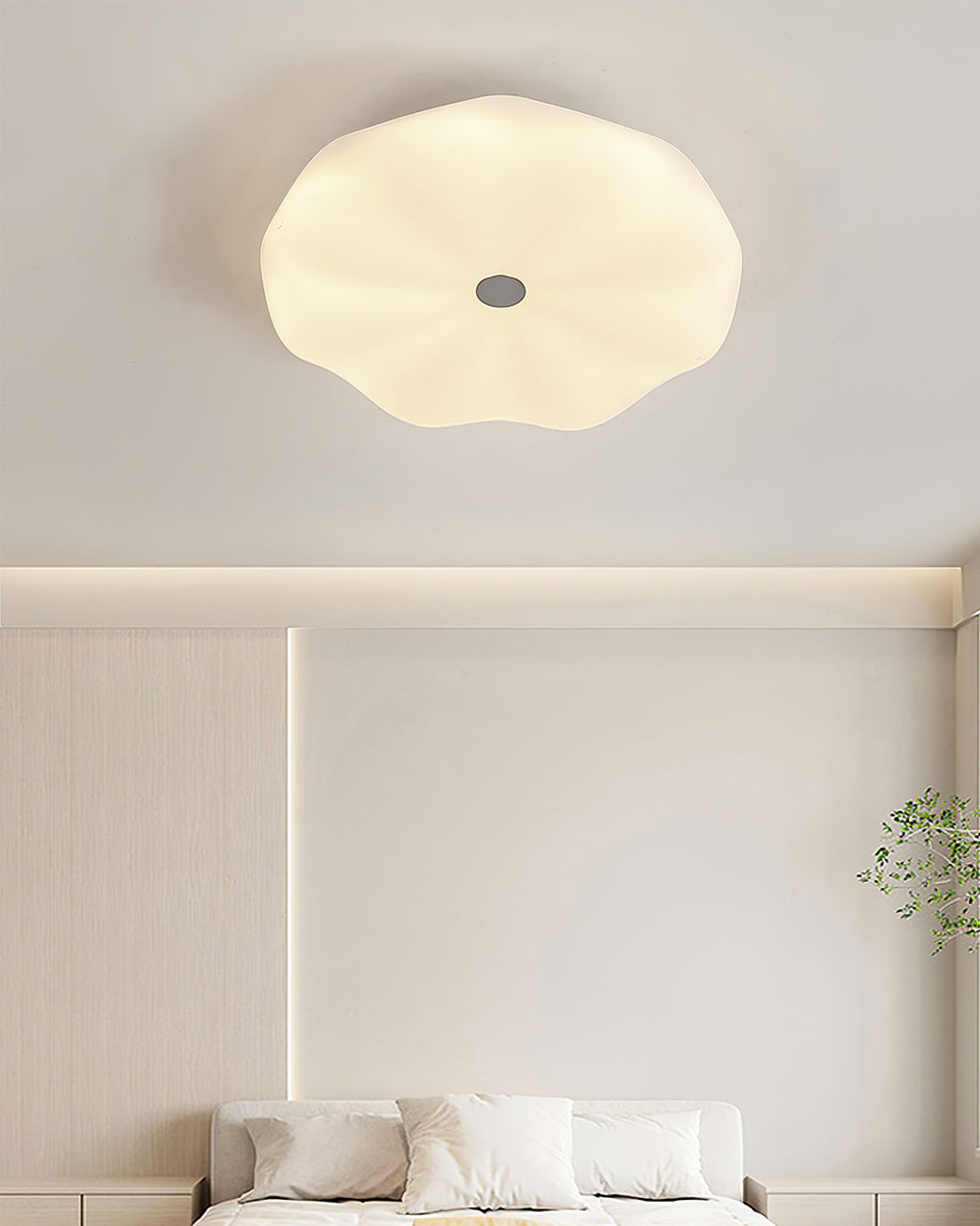 LuxeRing - Ceiling Lamp with Smooth Round Design and Cozy Glow