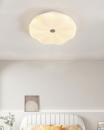 LuxeRing - Ceiling Lamp with Smooth Round Design and Cozy Glow