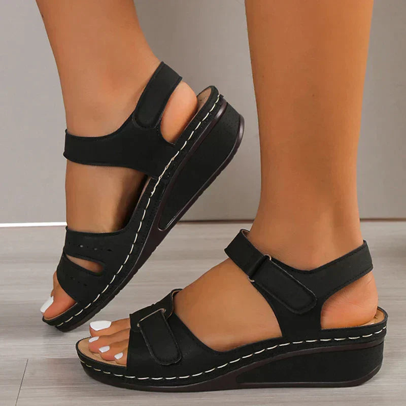 Eco-Friendly Summer Sandals with Adjustable Straps for Ultimate Comfort and Style