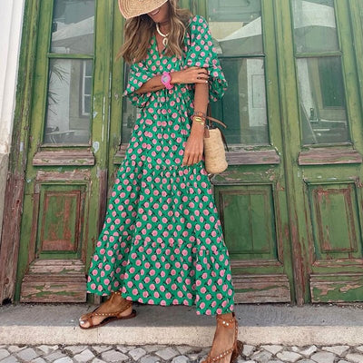 Elegant Isabell Maxi Dress with Flowy Fabric and Relaxed Fit for All Occasions