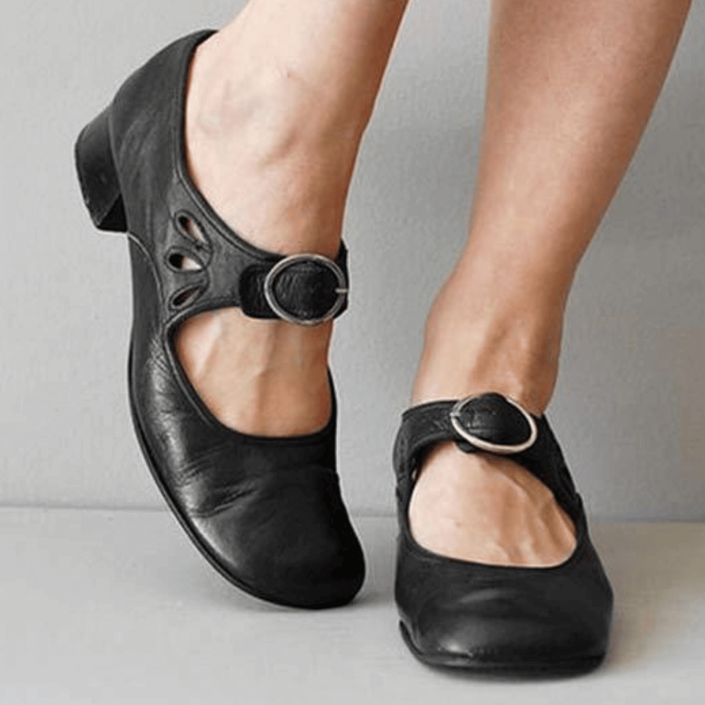 Elegant Leather Sandals with Ergonomic Sole – Stylish and Comfortable Footwear for Every Occasion