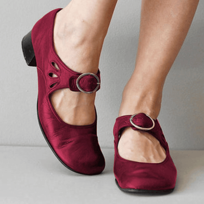 Elegant Leather Sandals with Ergonomic Sole – Stylish and Comfortable Footwear for Every Occasion