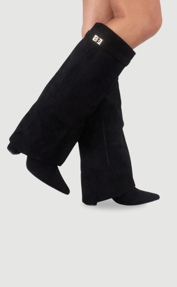 Elegant Suede Ankle Boots with Gold Closure – Stylish and Comfortable Footwear for Any Occasion