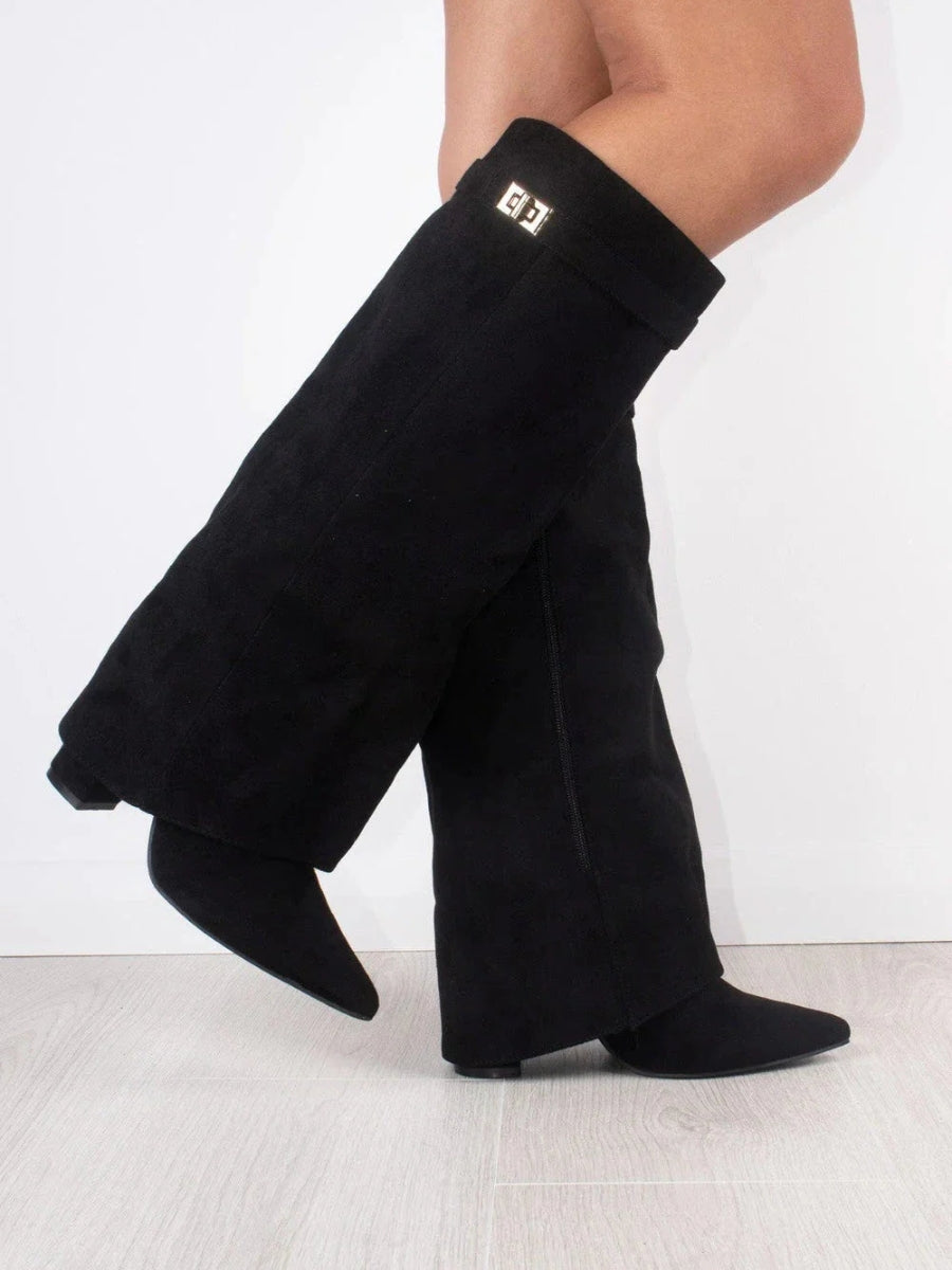 Elegant Suede Ankle Boots with Gold Closure – Stylish and Comfortable Footwear for Any Occasion