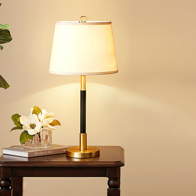 RadiantBrass – Luxurious Brass Table Lamp with Warm Glow