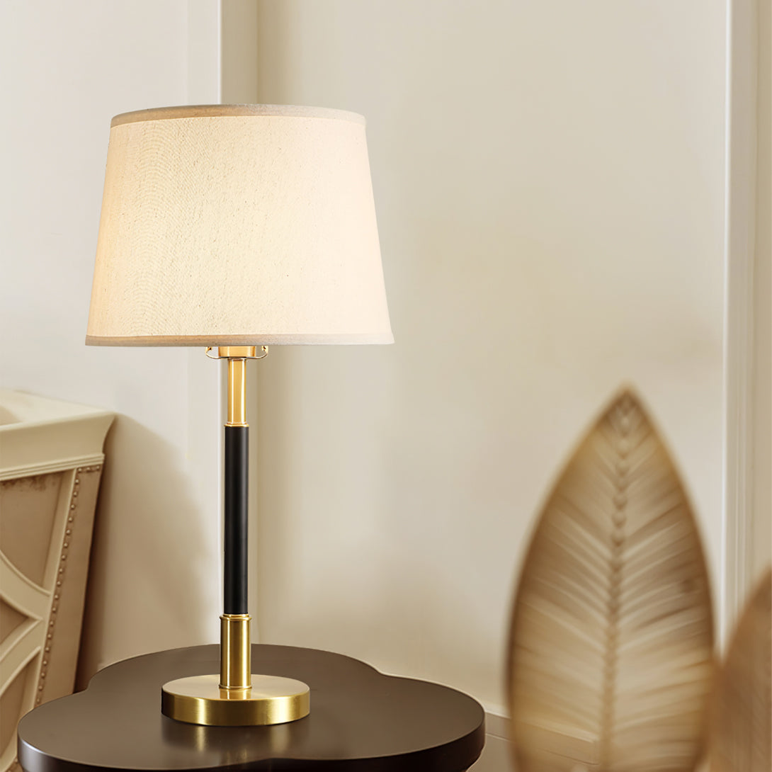 RadiantBrass – Luxurious Brass Table Lamp with Warm Glow