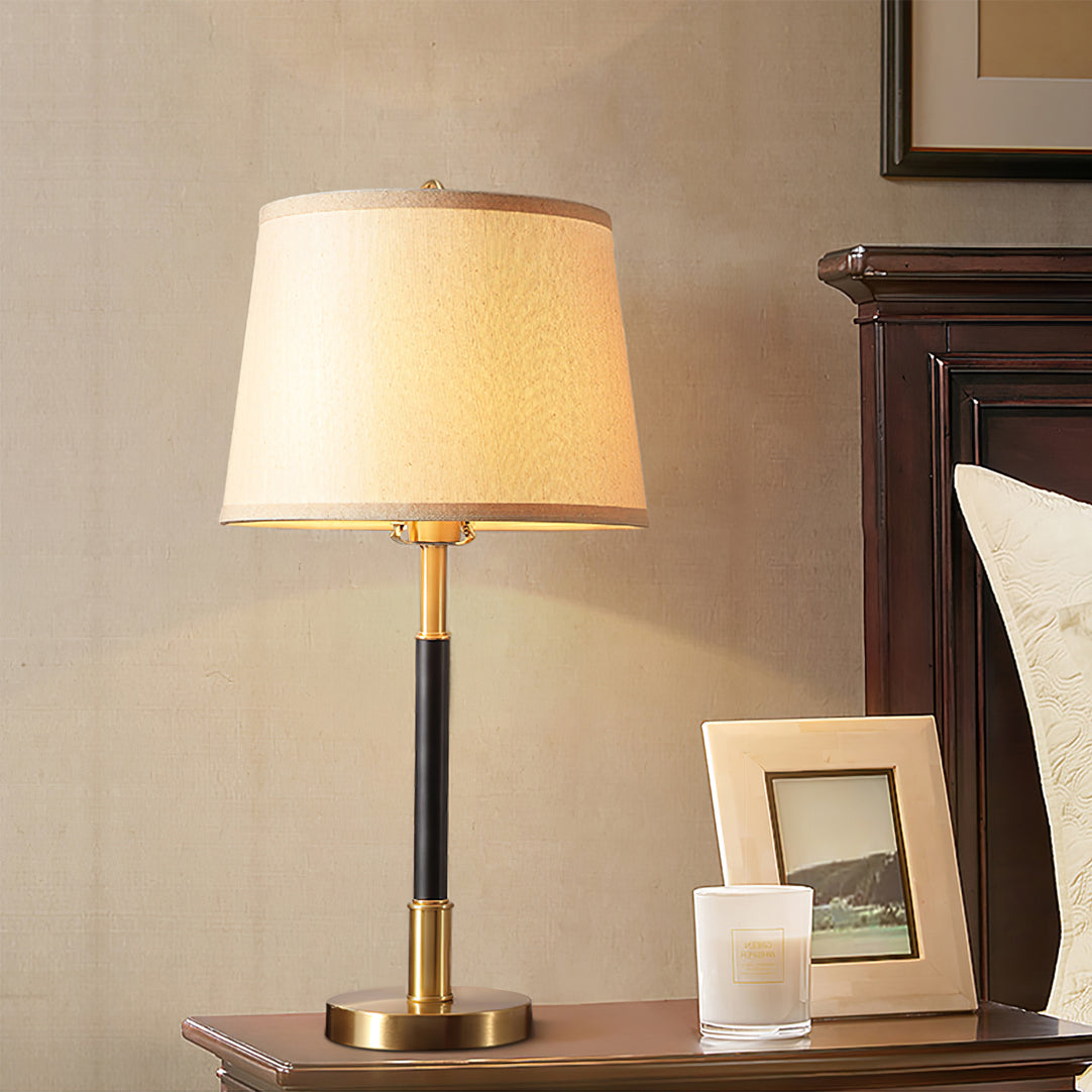 RadiantBrass – Luxurious Brass Table Lamp with Warm Glow