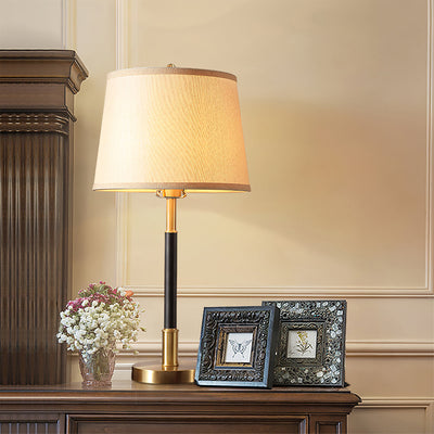 RadiantBrass – Luxurious Brass Table Lamp with Warm Glow
