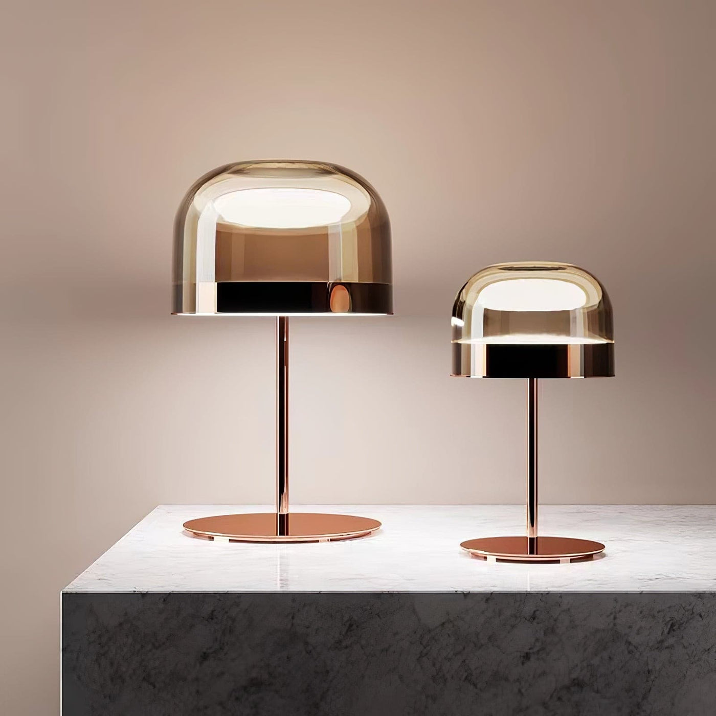 SereneGlow - Table Lamp with Harmonious Design and Gentle Light Spread