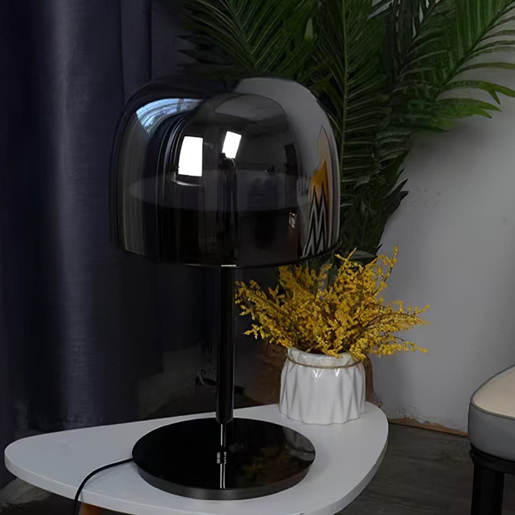SereneGlow - Table Lamp with Harmonious Design and Gentle Light Spread