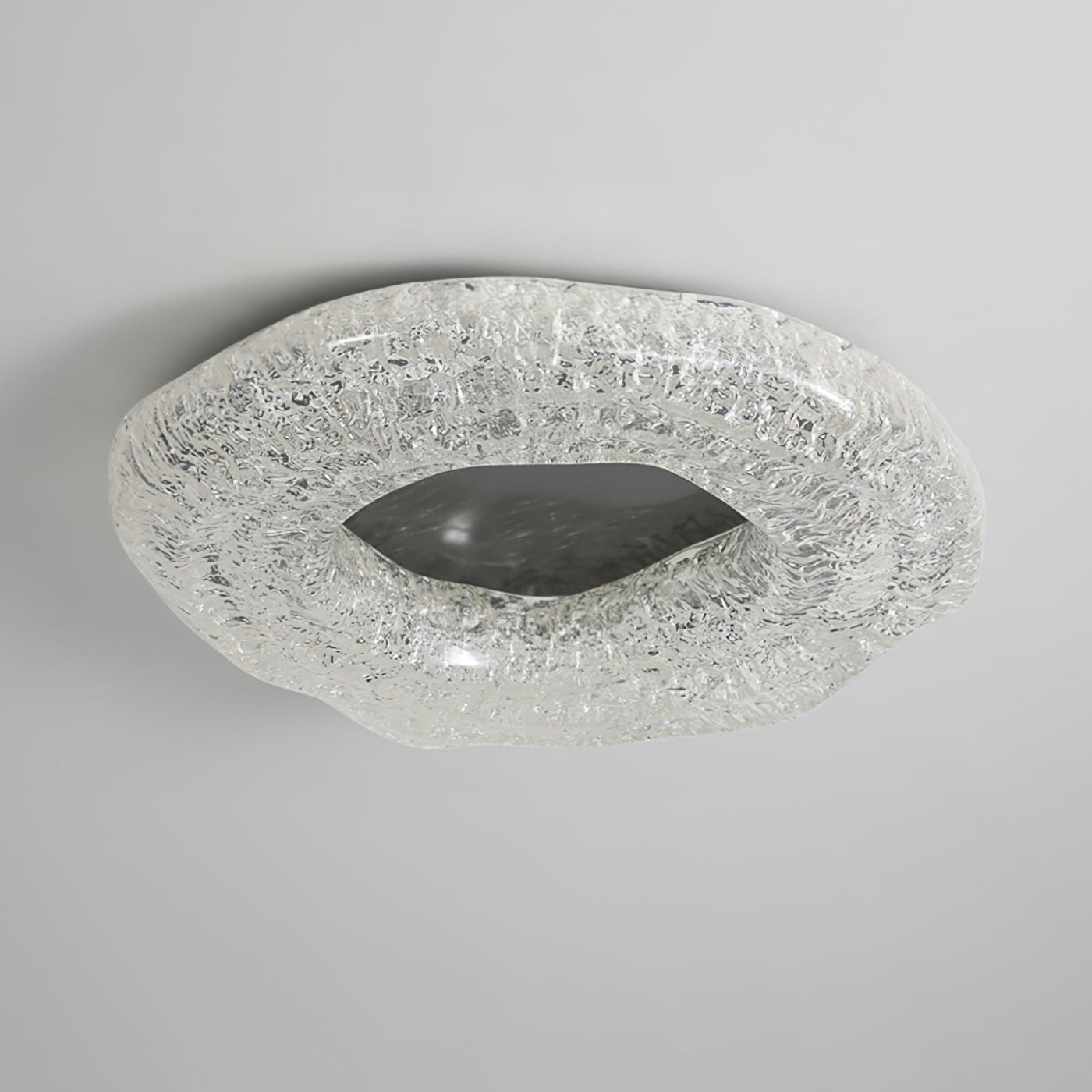 SculptureLuxe - Ceiling Light with Artistic Shape and Warm Glow