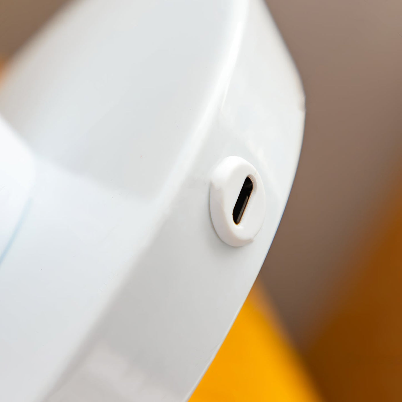 LumaEgg - Elegant Table Light