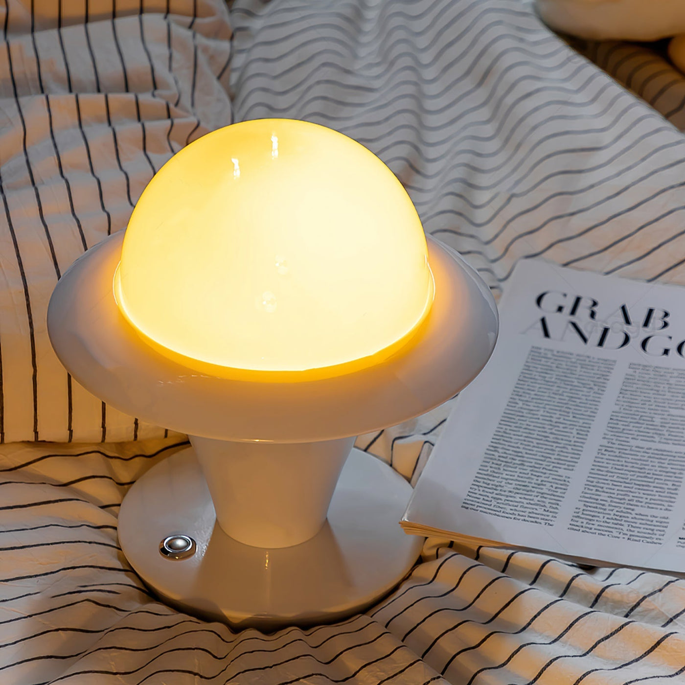 LumaEgg - Elegant Table Light