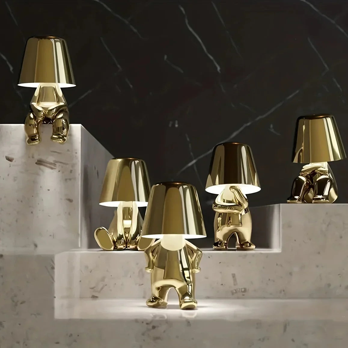LuxeGlow - Golden Sculpted Table Lamp