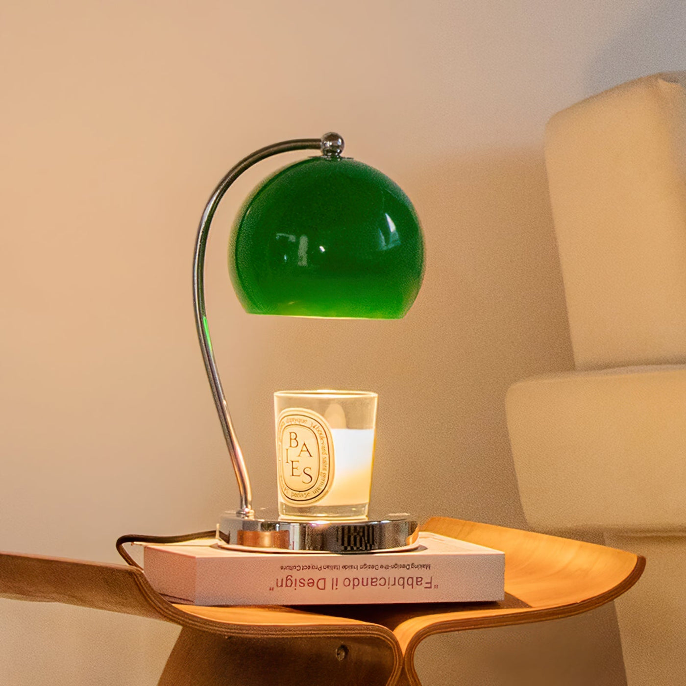 FlameGlow - Table Lamp with Candle-Like Light and Sleek Finish