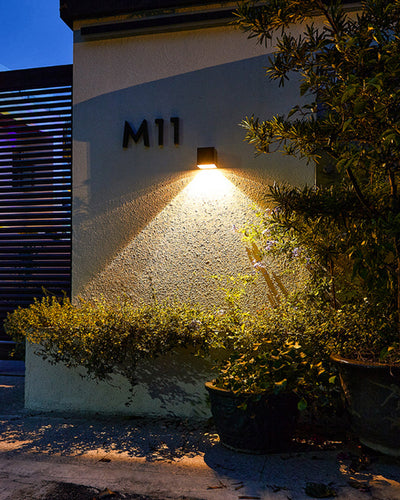 GlowBeam – Elegant Outdoor Wall Lamp for Mood Lighting