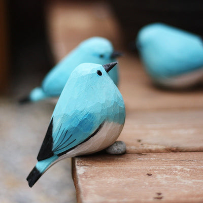 NordicFeathers - Elegant Wooden Bird Figurines